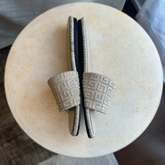 NEW Givenchy 4G Raffia Jacquard Gold Nude Slide Flat Sandal, Vacation, Size 7.5 - Picture 6 of 8